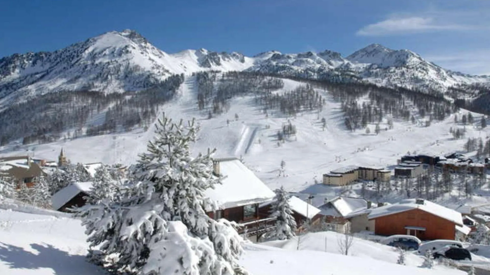 Luxueux Appartement 3* Avec Terrasse Et Garage Prive, A 100M Des Pistes Et Proche Des Commodites - Fr-1-445-176 Montgenevre