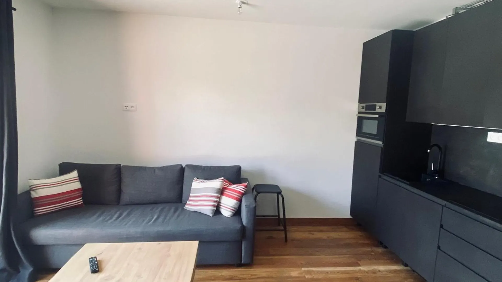 Luxueux Appartement 3* Avec Terrasse Et Garage Prive, A 100M Des Pistes Et Proche Des Commodites - Fr-1-445-176 Montgenevre